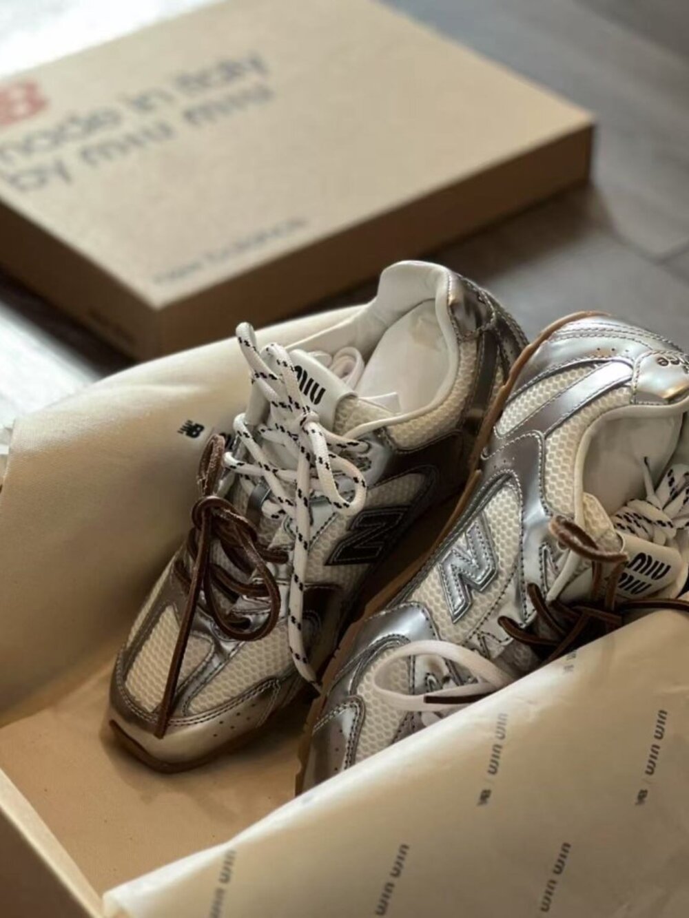 New Balance x Miu Miu Women’s Metallic Silver Sneakers Double Lace Shoes - Picture 7 of 7